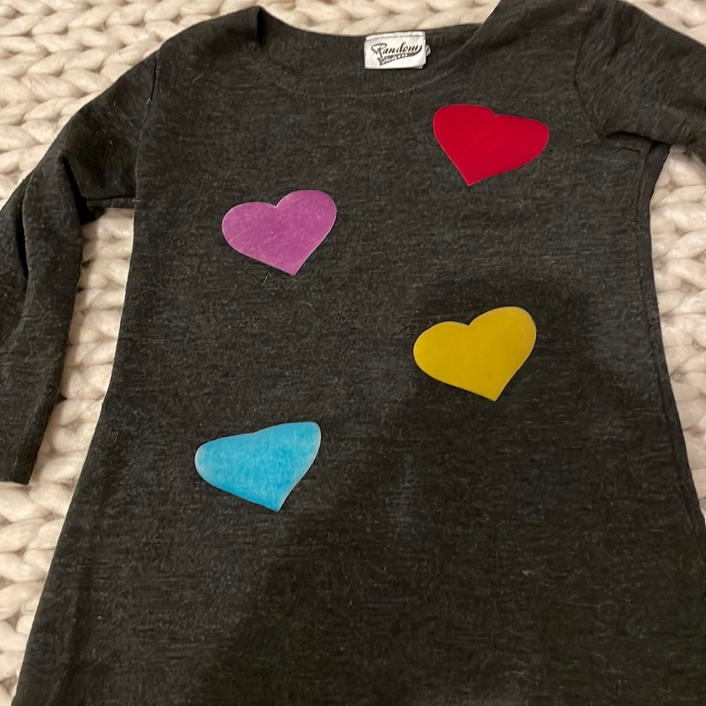 Random hearts long sleeve shirt w hearts